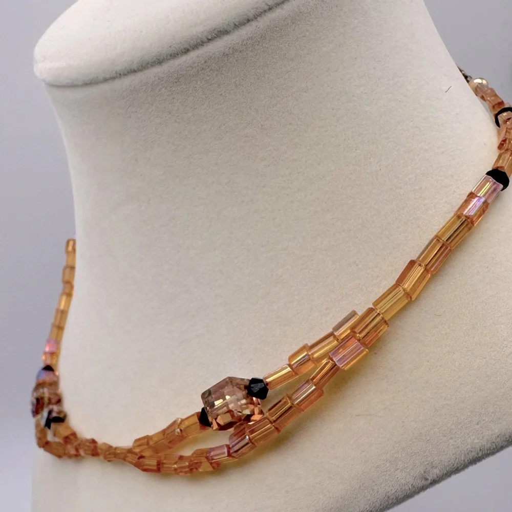 Vintage Czech Hand Beaded Two Strand Cube Necklace. - Picture 3 of 4